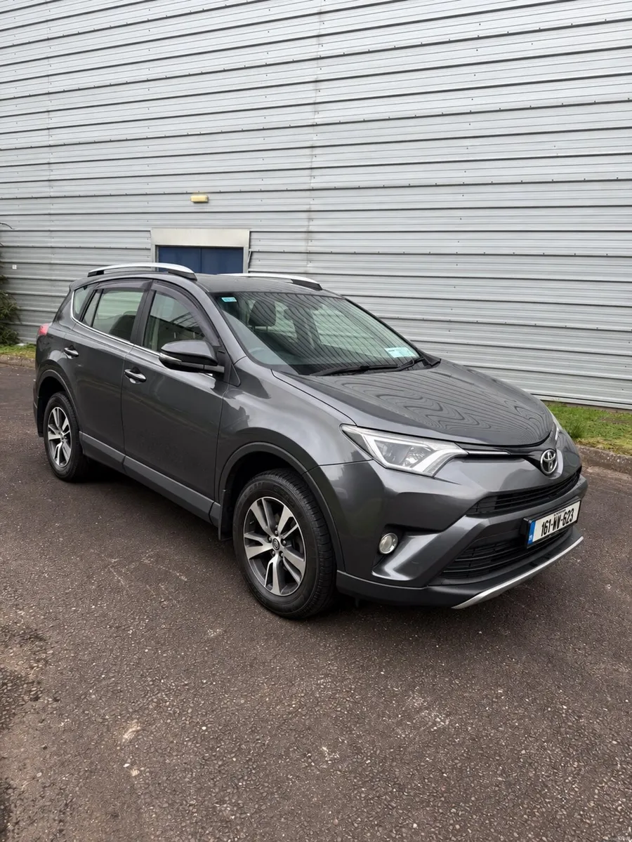 Toyota RAV 4 - Image 1
