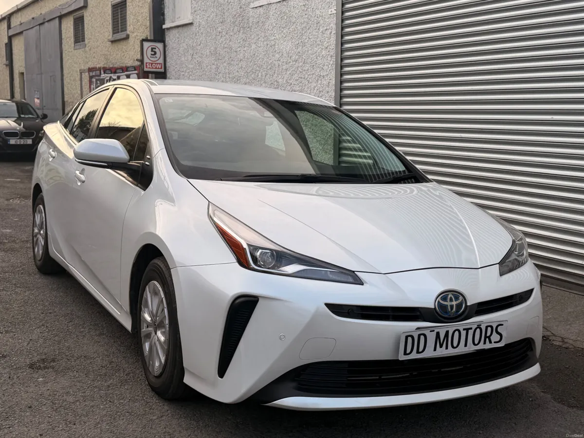 Toyota Prius 2022 SELF CHARGING HYBRID - Image 2