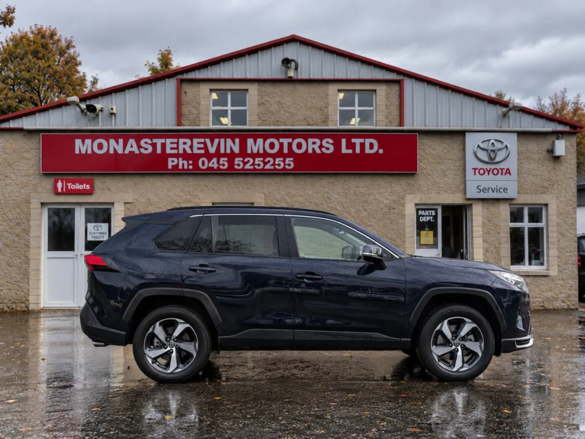 Toyota RAV4 *ORIGINAL IRISH CAR*  SOL PHEV 4DR AUT - Image 3