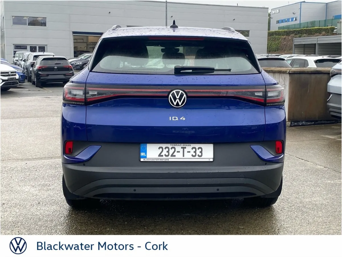 Volkswagen ID.4 52KWH 148BHP LIFE PURE - Image 4