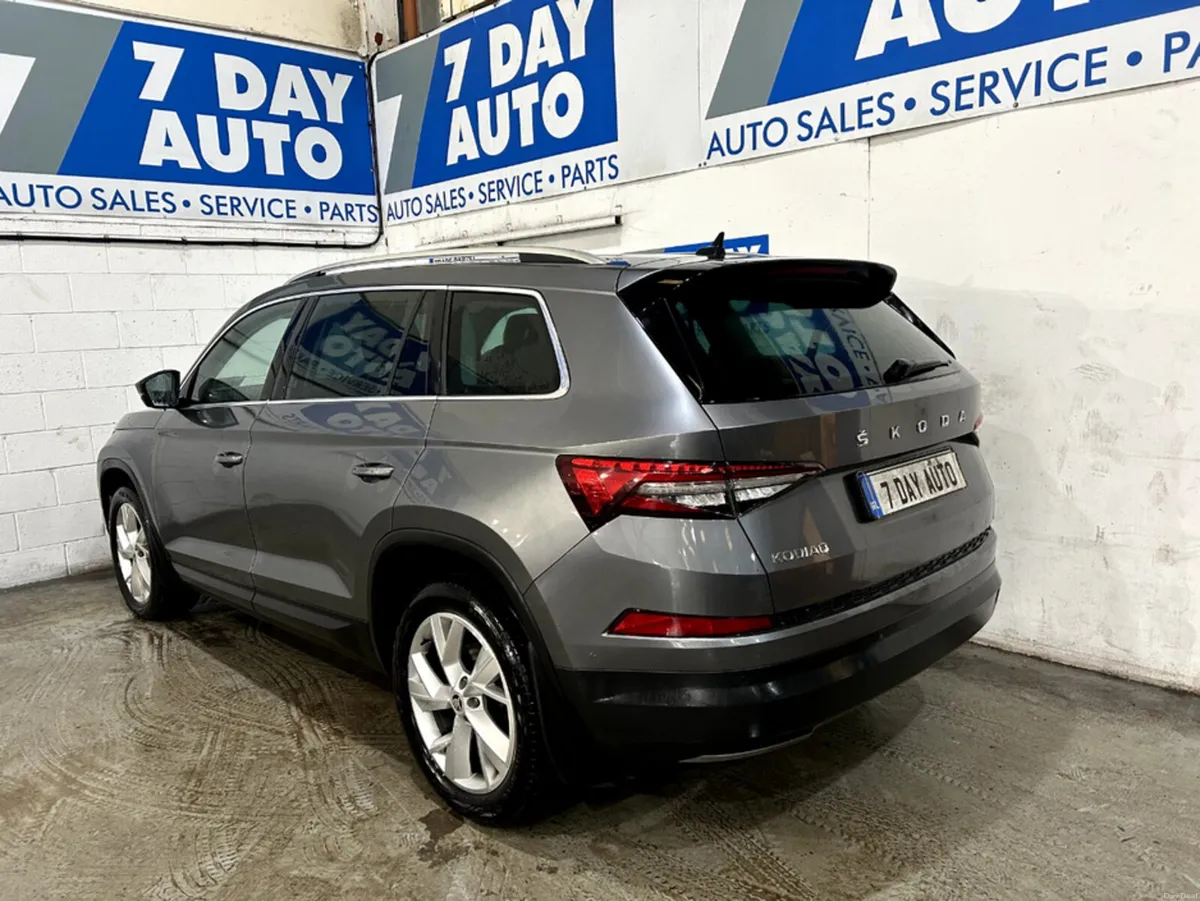 Skoda Kodiaq PAN ROOF STYLE 7 SEATER AUTO - Image 5