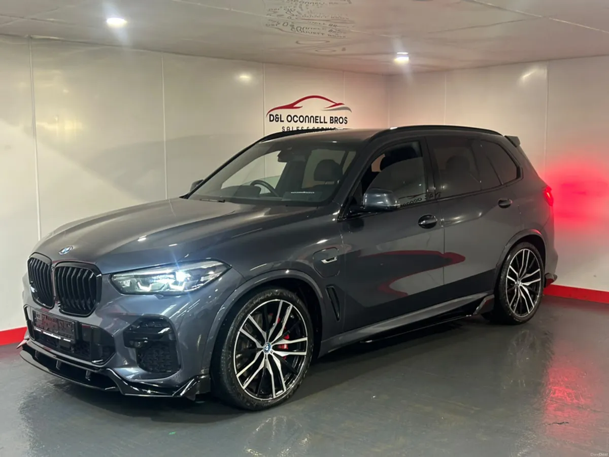 BMW X5 XDRIVE45E M SPORT PRO AUTO - Image 2