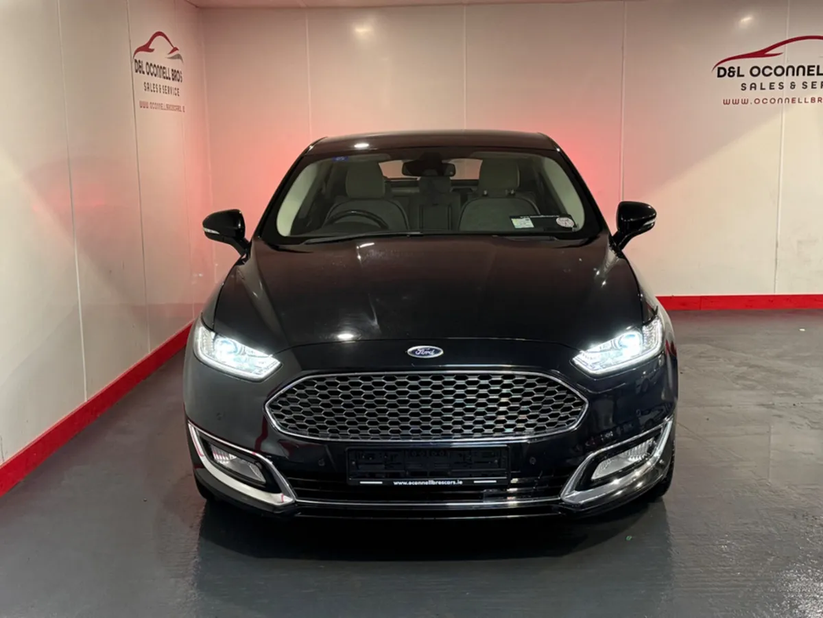 Ford Mondeo 2.0 TD 180PS POWERSHIFT 4DR AUTO - Image 2