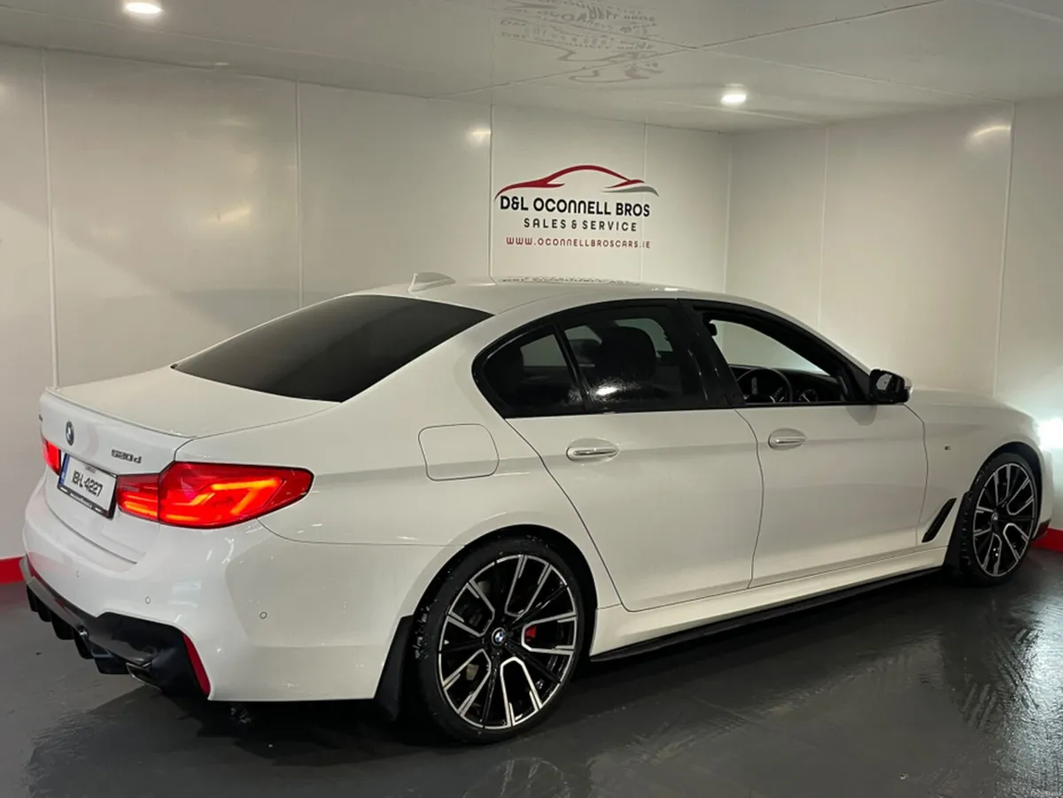 BMW 5-Series D G30 M SPORT XDRIVE AUTO - Image 6