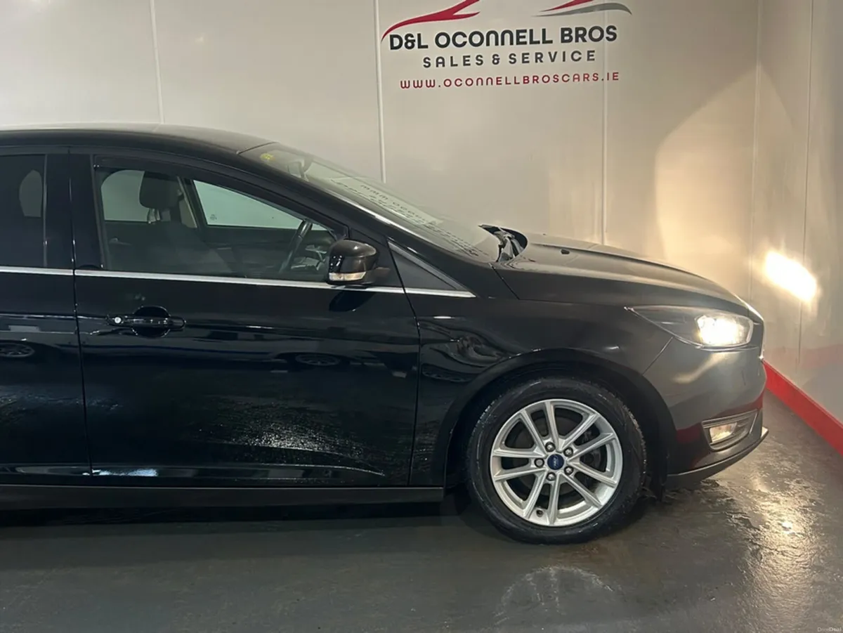 Ford Focus ZETEC S/S 120PS 5DR 1.5 TDCI - Image 5