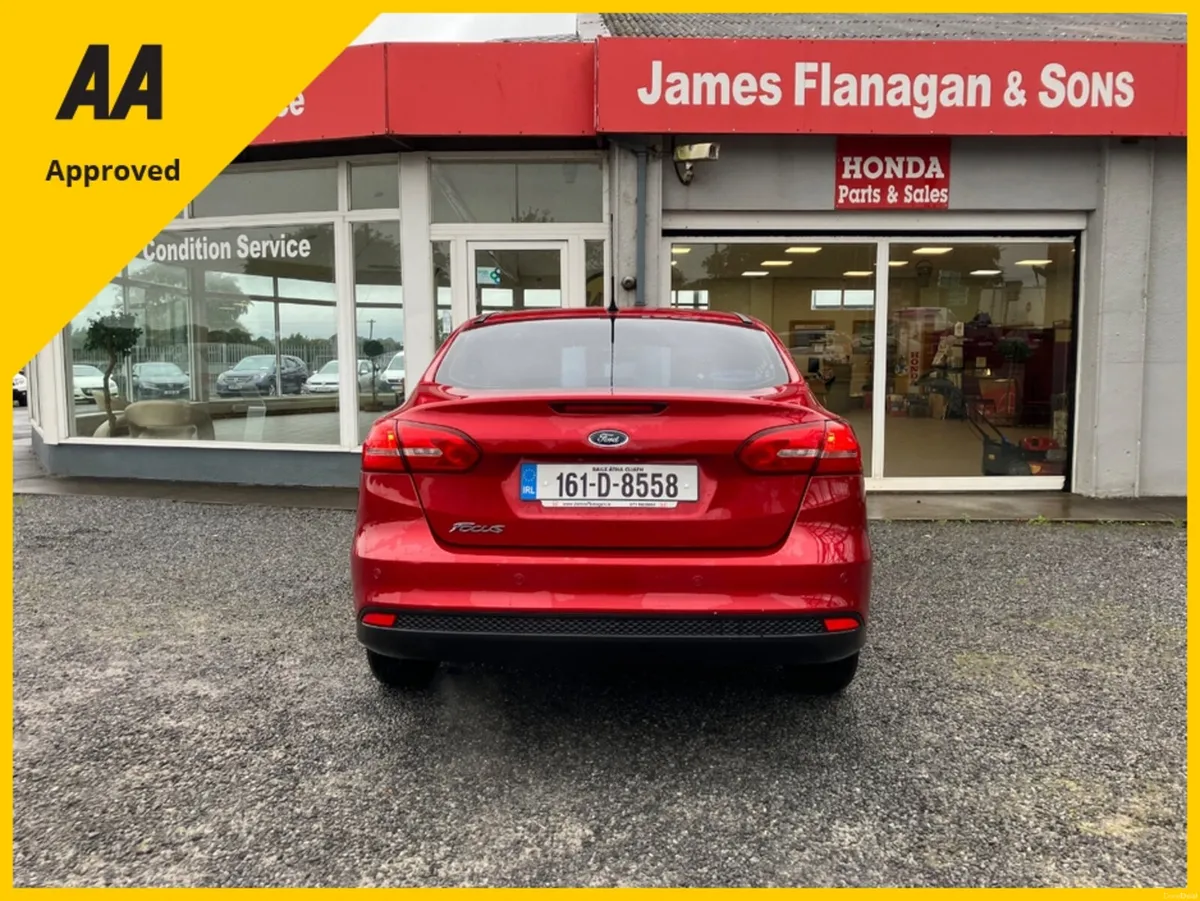 Ford Focus TITANIUM 1.5 TD 95PS 6SPEED 4DR - Image 5