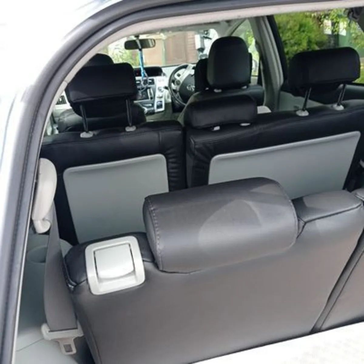 Toyota Prius 2012 - Image 1