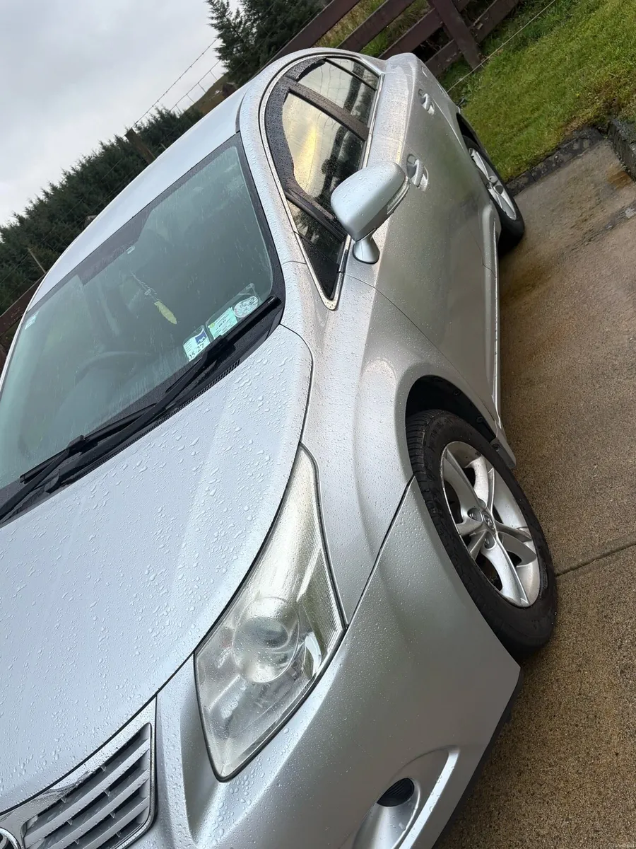 Toyota Avensis - Image 3