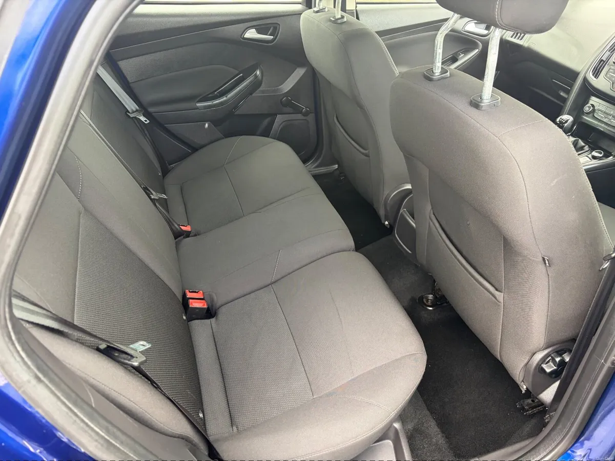 Ford Focus 1.6Tdci Style 2015 - Image 6