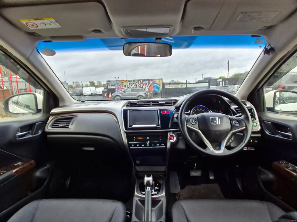 2015 Honda Grace 1.5L Hybrid with Full body kit - Image 5