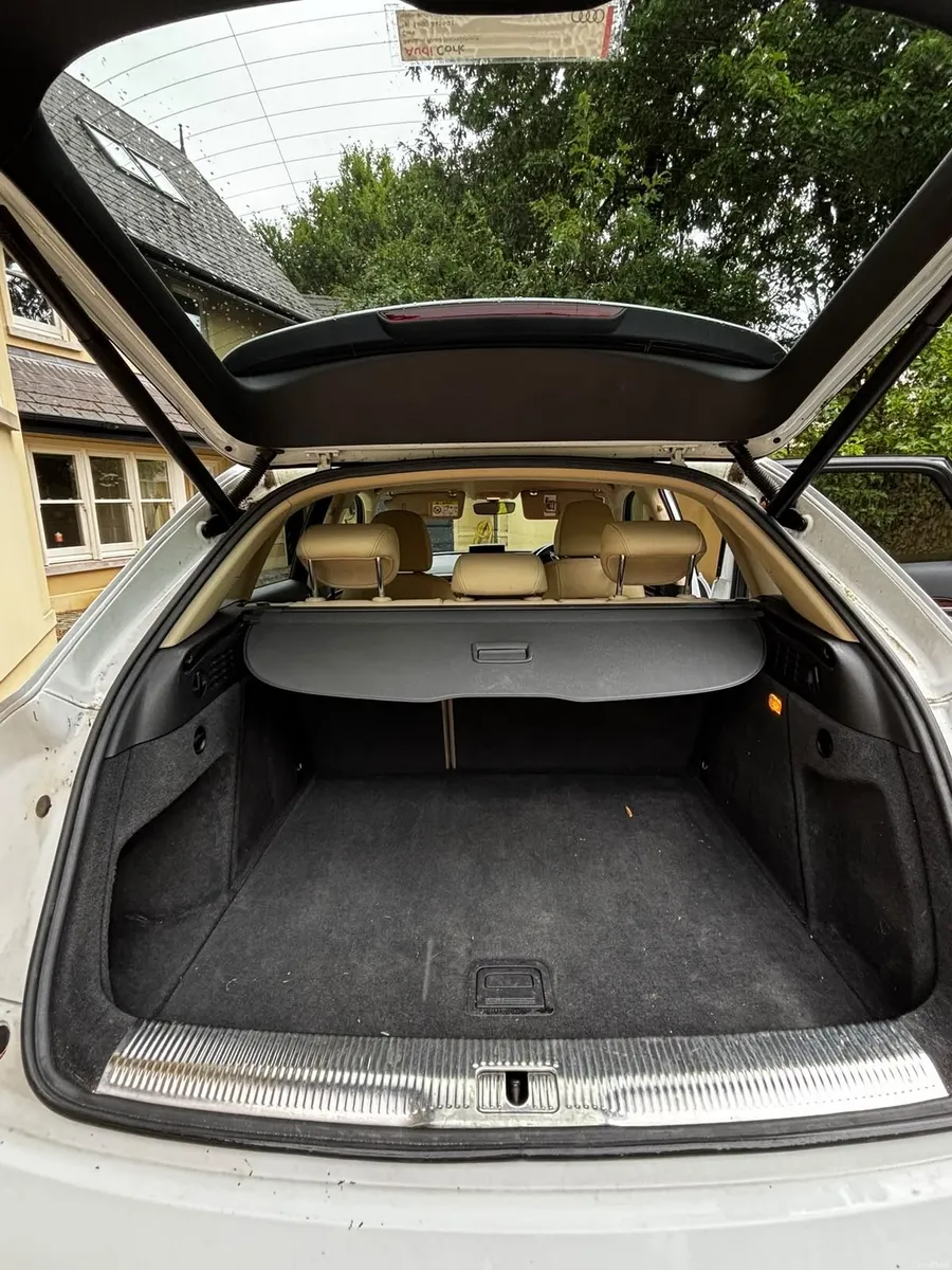2017 Audi Q3 2.0 TDI 120 SE S-Tronic Automatic - Image 6