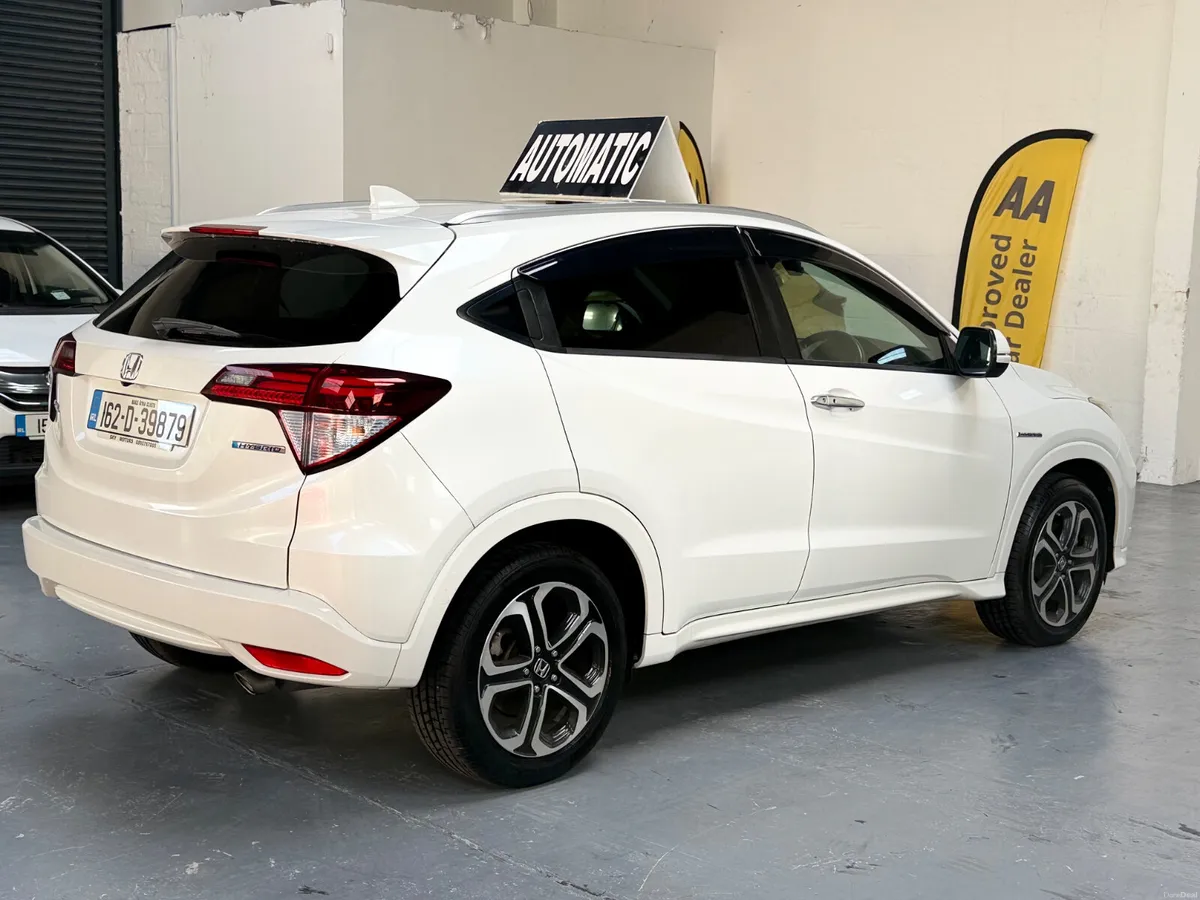 2016 Honda Vezel (HRV) 1.5 Hybrid Automatic, - Image 6