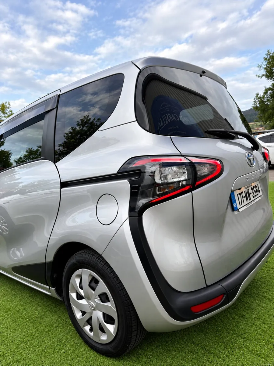 Toyota Sienta 2017 - Image 4