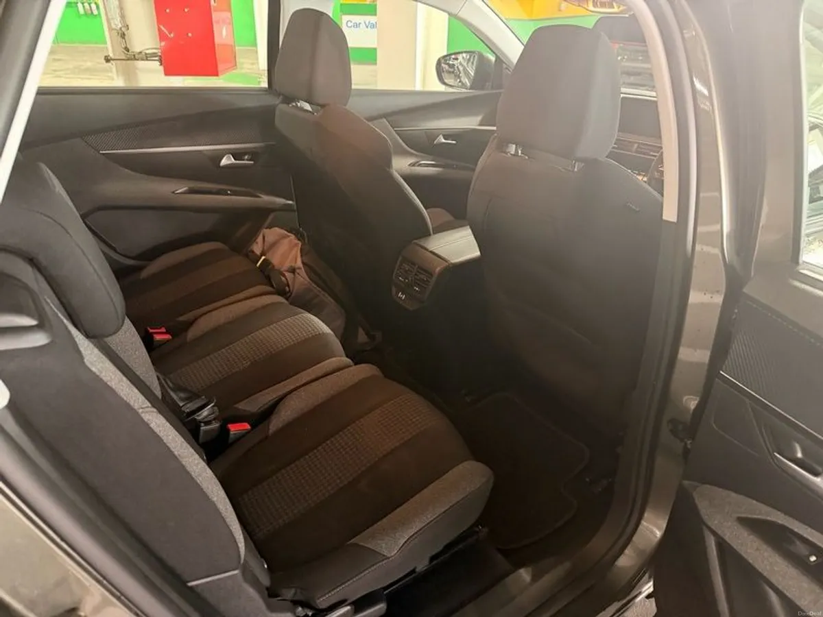 2019 Peugeot 5008 - Image 5