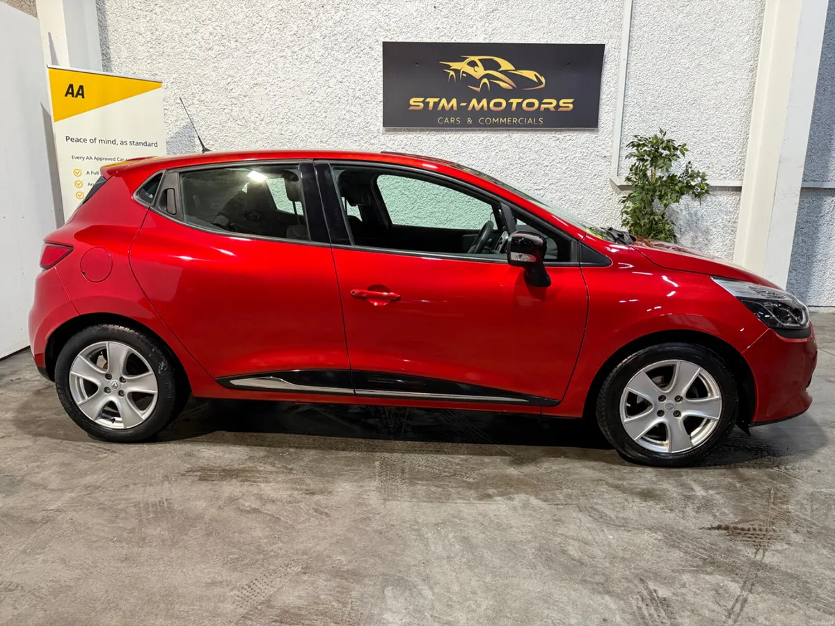 Renault Clio 2015 Only 36k kms NEW NCT - Image 4