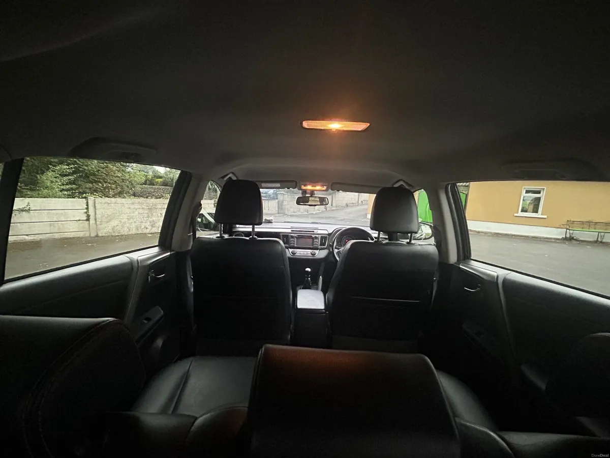 Toyota RAV4 2015 - Image 4