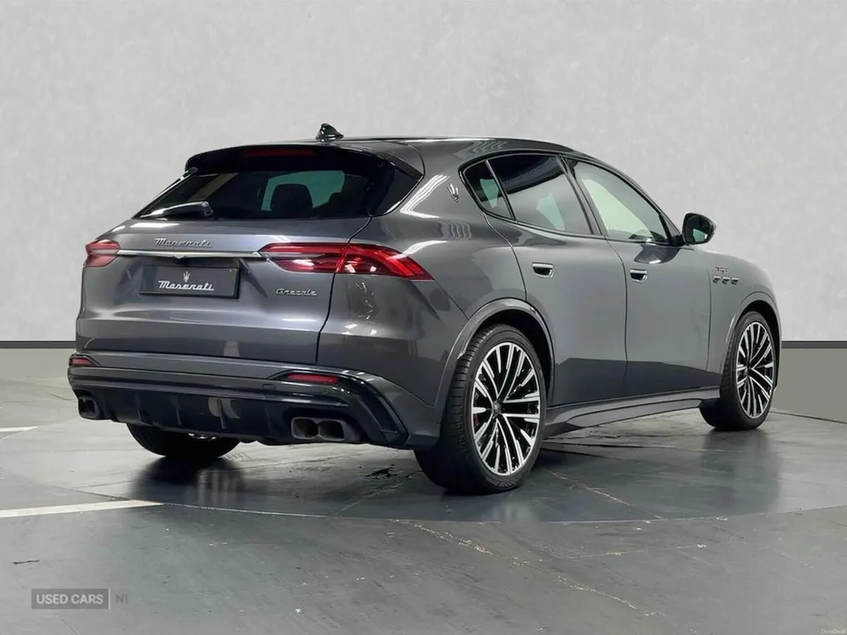 Maserati Other 3.0 V6 Trofeo Suv 5Dr Petrol Zf 4Wd - Image 5