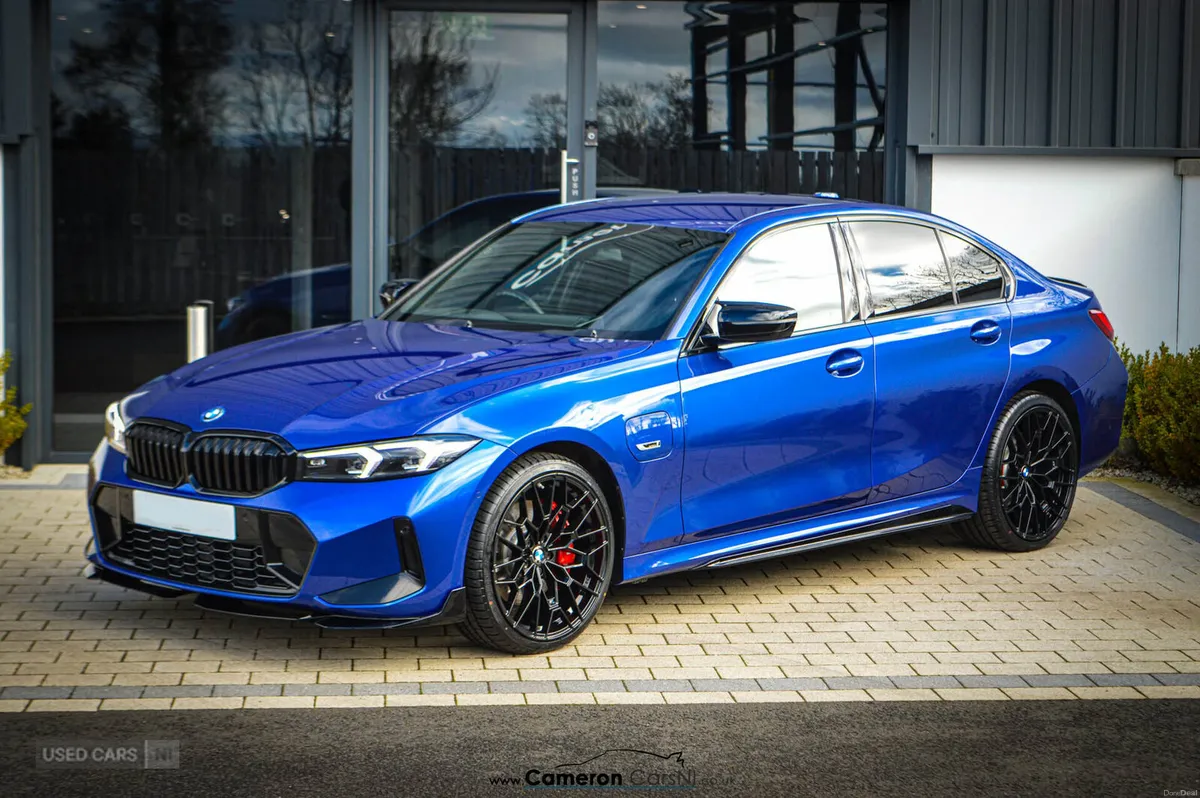 BMW 3-Series SALOON - Image 1