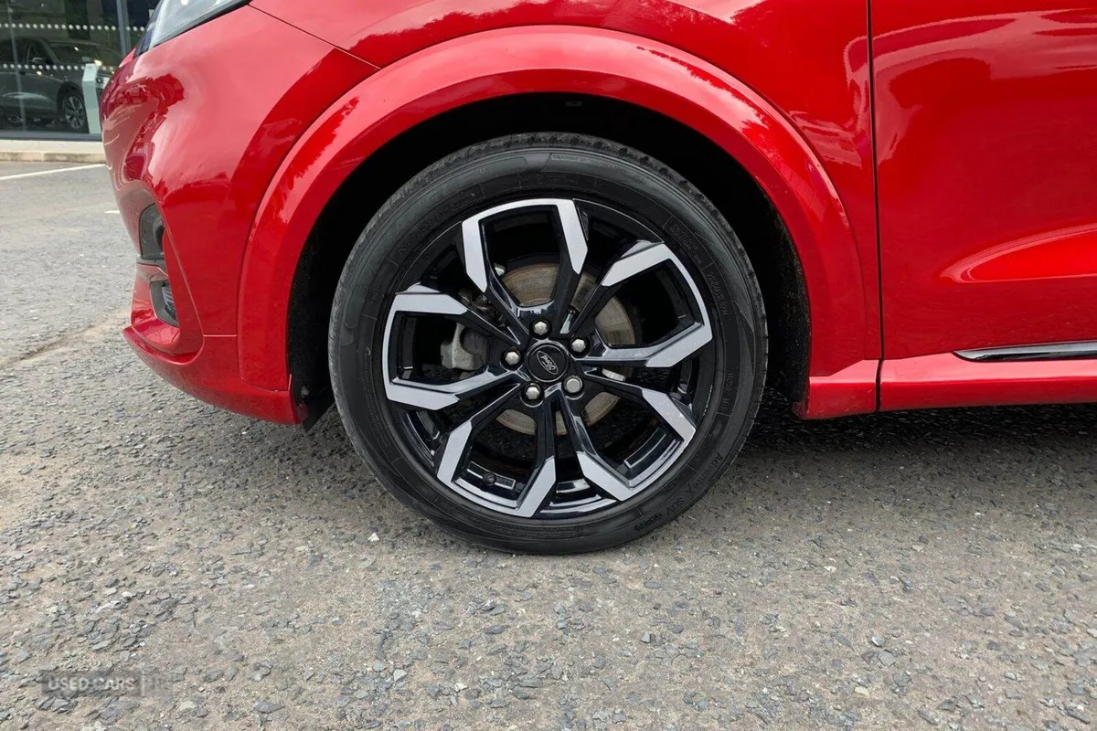 Ford Puma 1.0T 125PS ST-Line X in Fantastic Red wi - Image 6