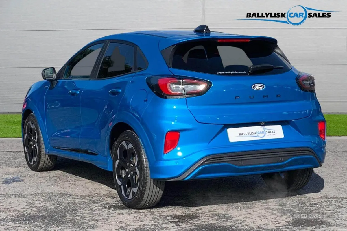 Ford Puma 1.0T 155PS ST-Line X Auto in Digital Aqu - Image 2