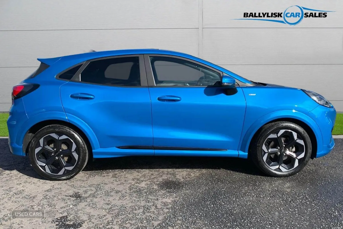 Ford Puma 1.0T 155PS ST-Line X Auto in Digital Aqu - Image 3