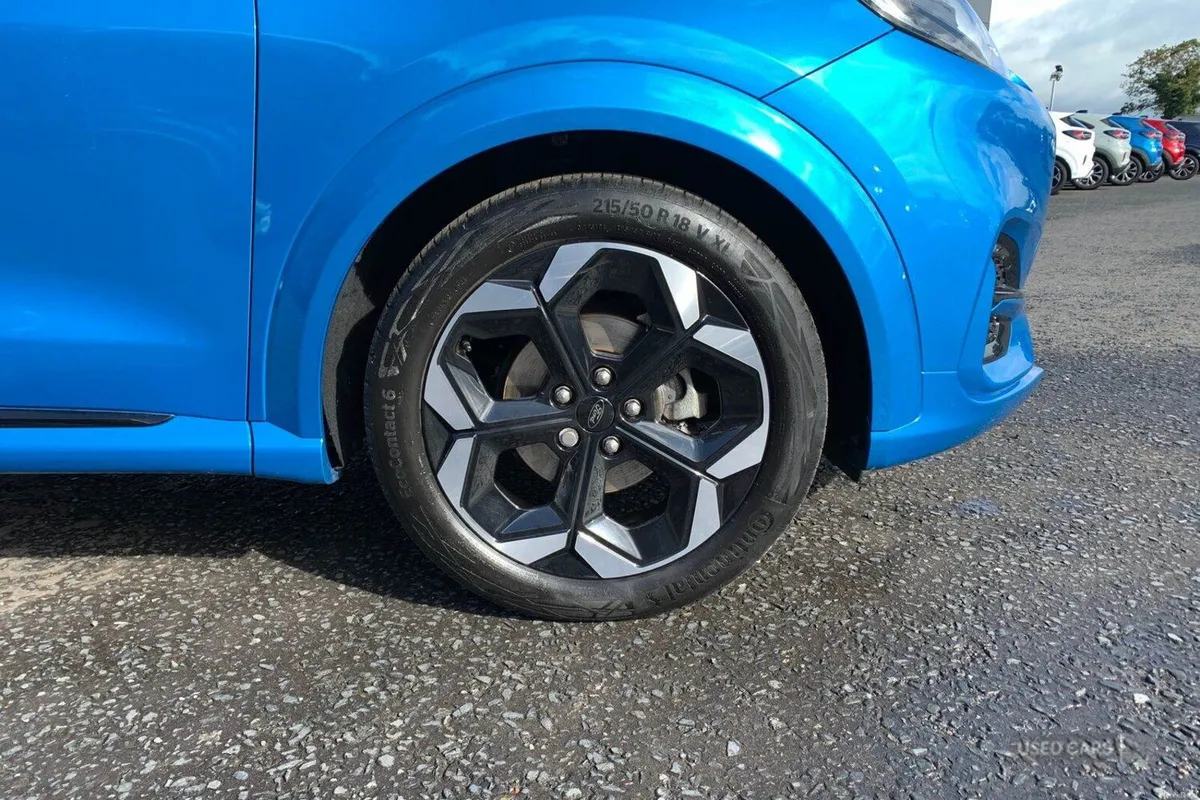 Ford Puma 1.0T 155PS ST-Line X Auto in Digital Aqu - Image 6