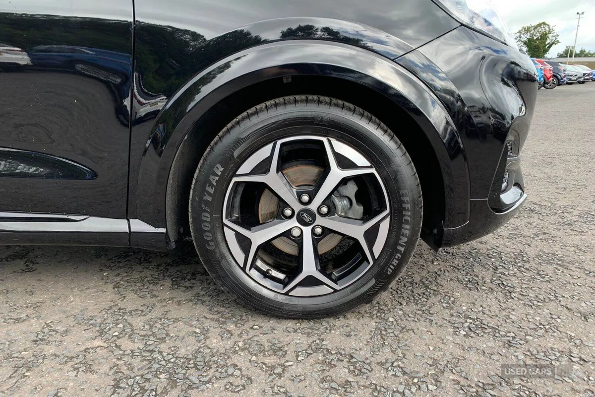 Ford Puma 1.0T 125PS ST-Line in Agate Black - Image 6