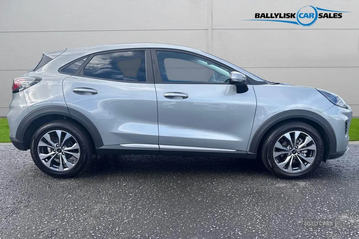 Ford Puma 1.0T 125PS Titanium in Solar Silver with - Image 3