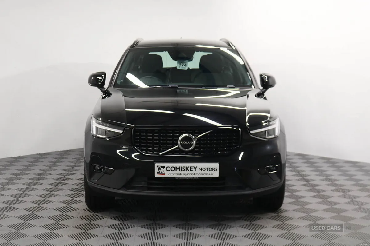 Volvo XC40 h T4 Plus - Image 2