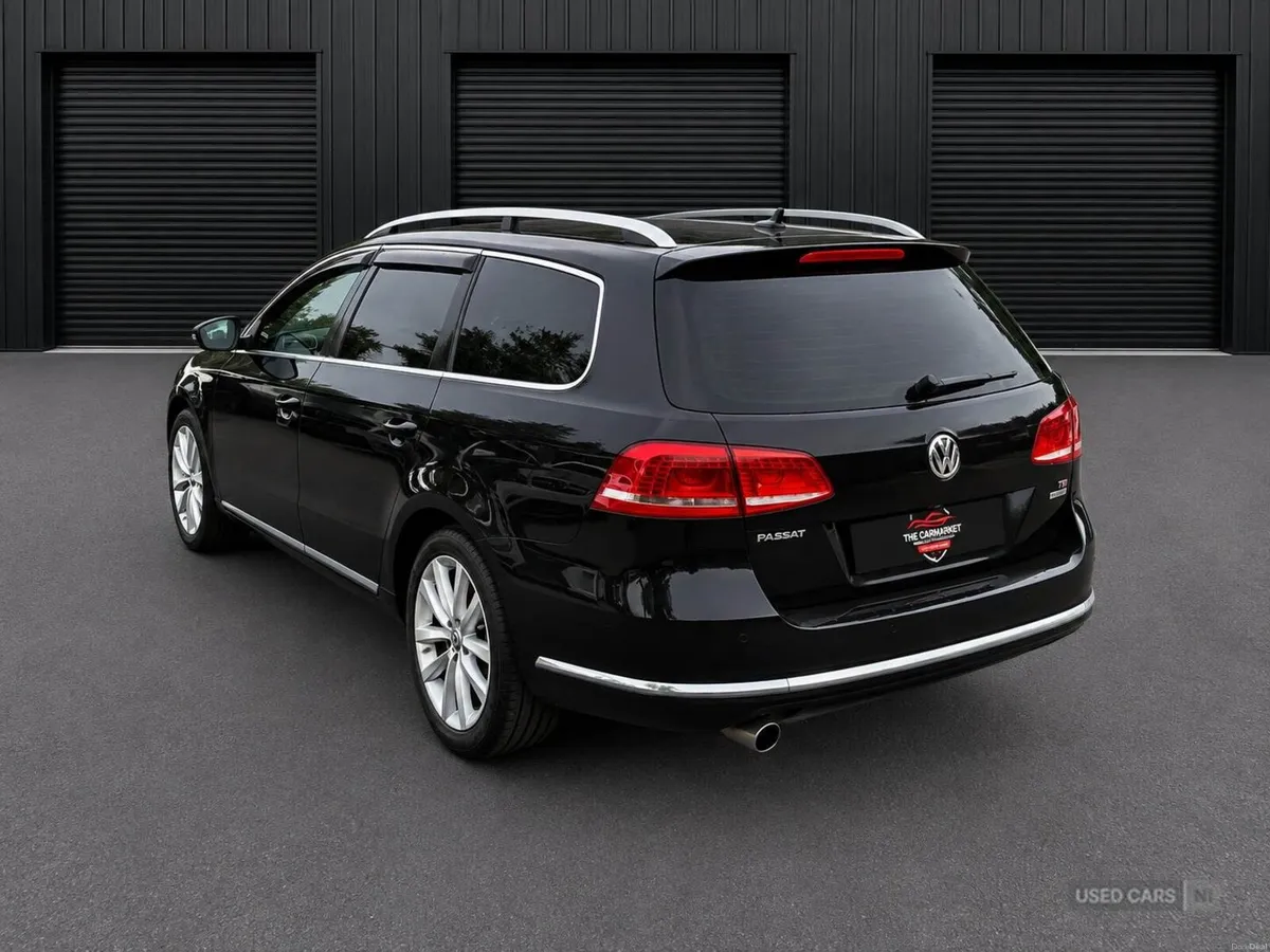 Volkswagen Passat 1.4 TSI R-Line Estate 5dr Petrol - Image 5