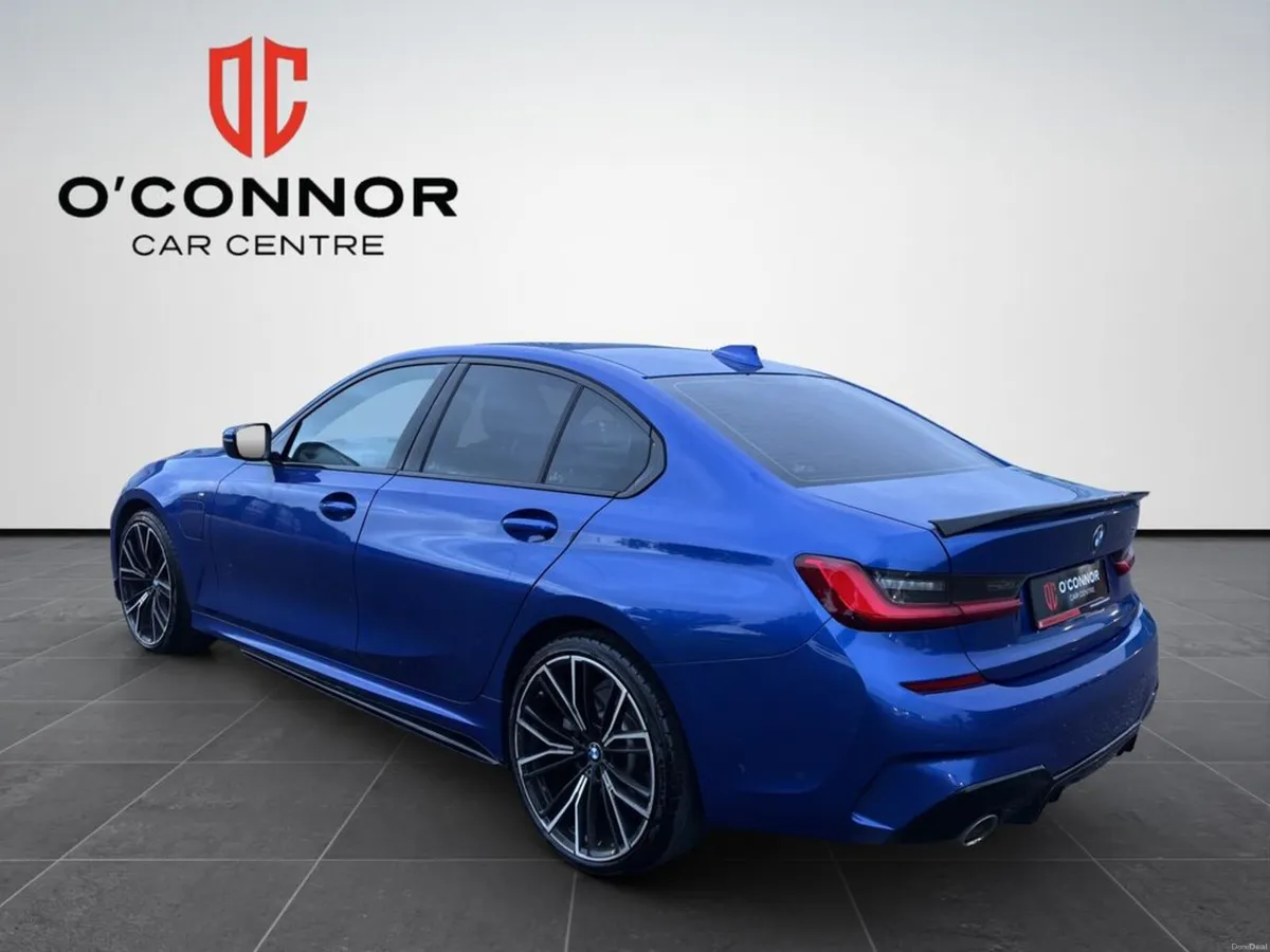 BMW 3-Series 330e M Sport - Image 4