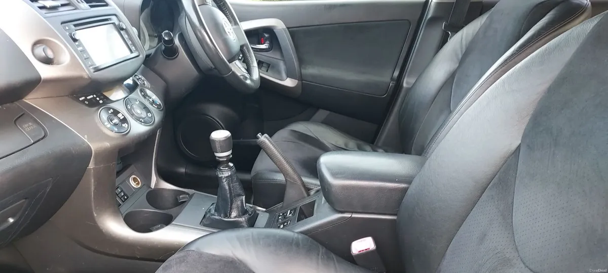 Toyota RAV4 2012 - Image 6