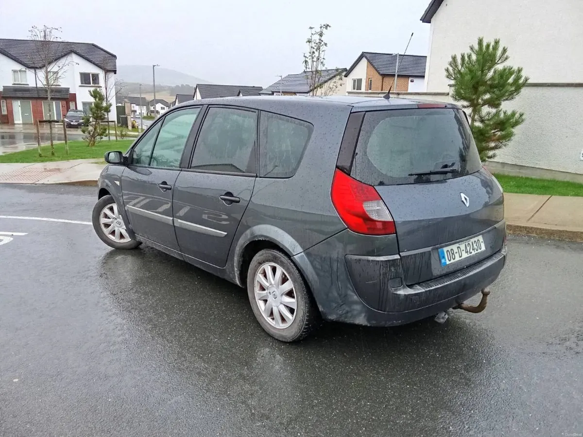 Renault Grand Scenic - Image 3