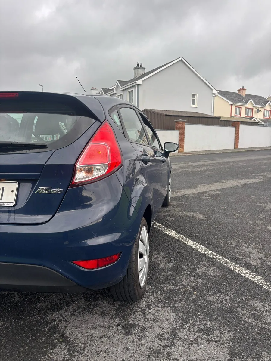 Ford fiesta - Image 3