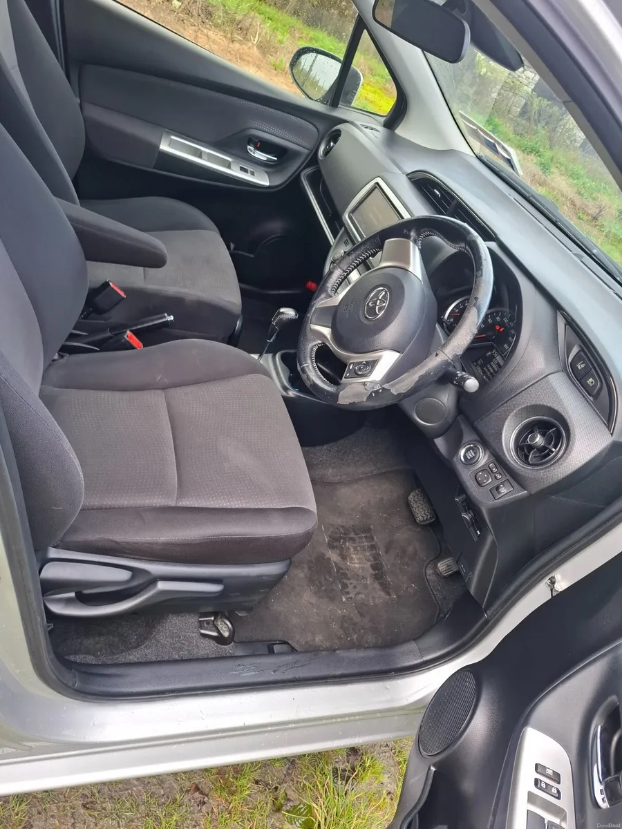 Toyota Vitz 2016 - Image 4