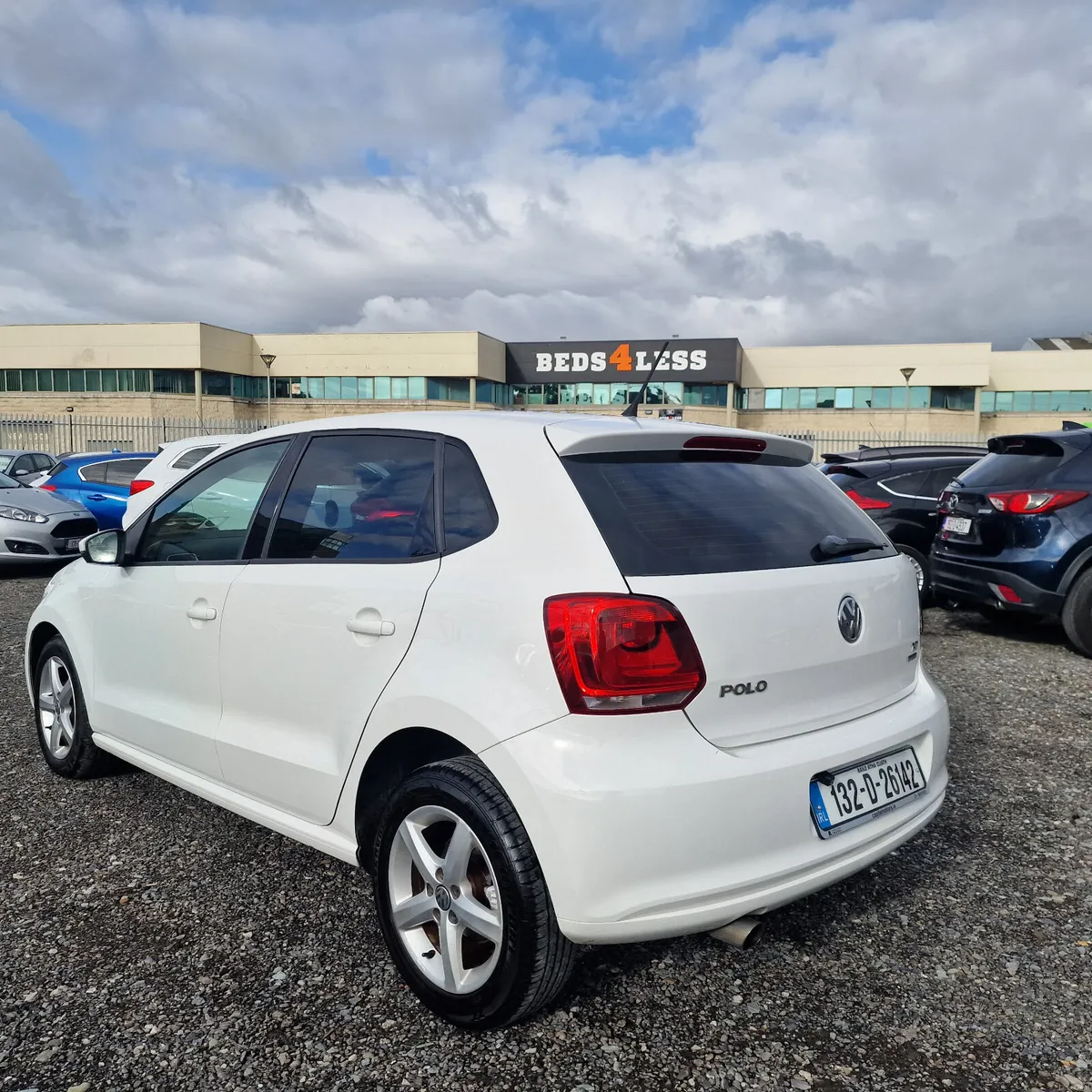 Volkswagen Polo 2013 Automatic - Image 5
