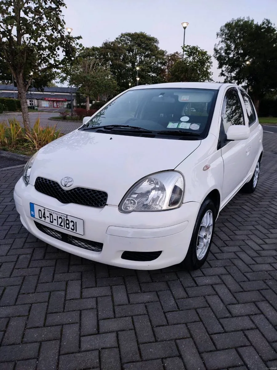 2004 Toyota Yaris 1.0 Automatic - Image 1