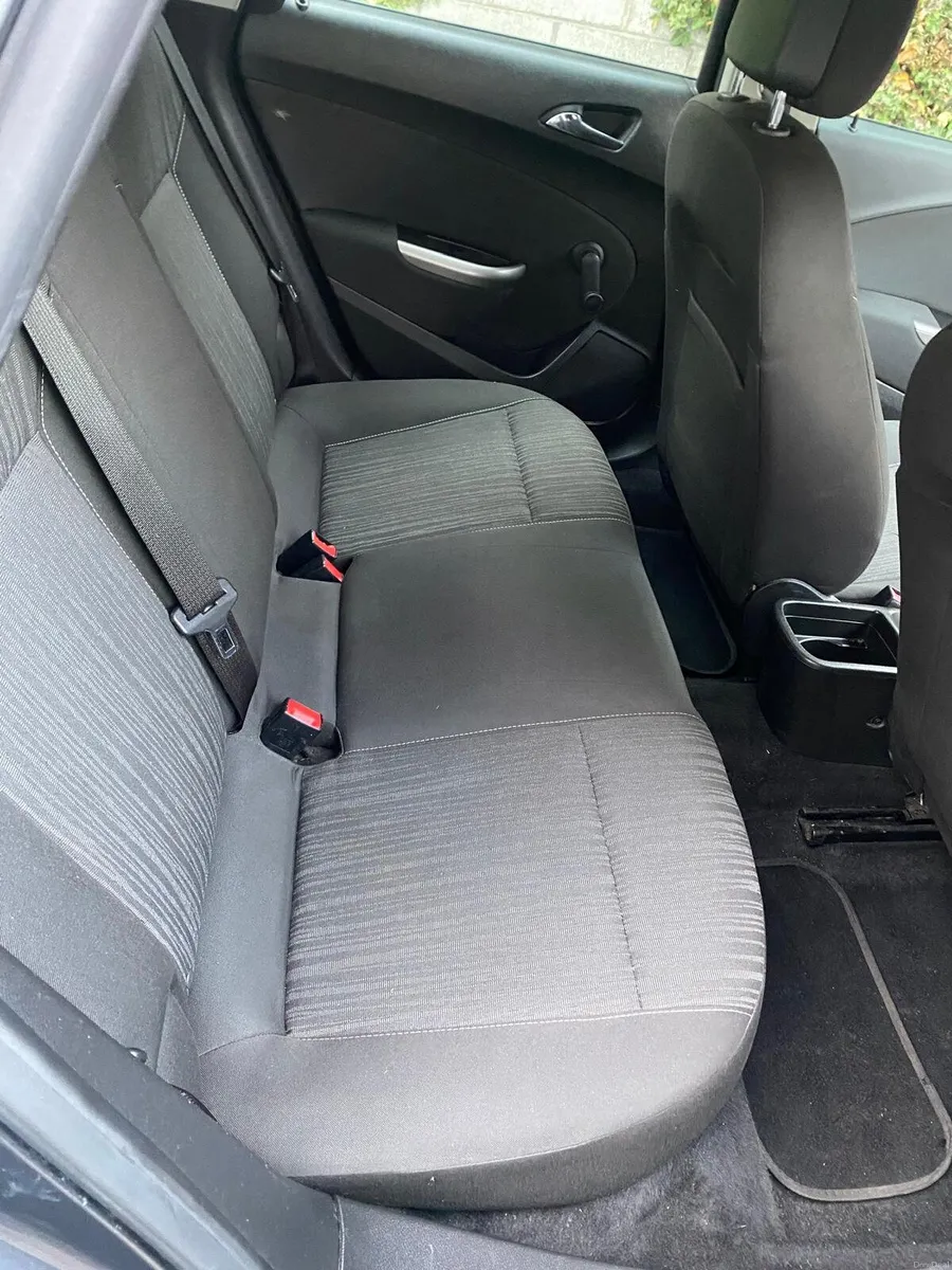 Opel Astra, 1.4 Petrol, 57K, NctD 01/27, 2010 - Image 6
