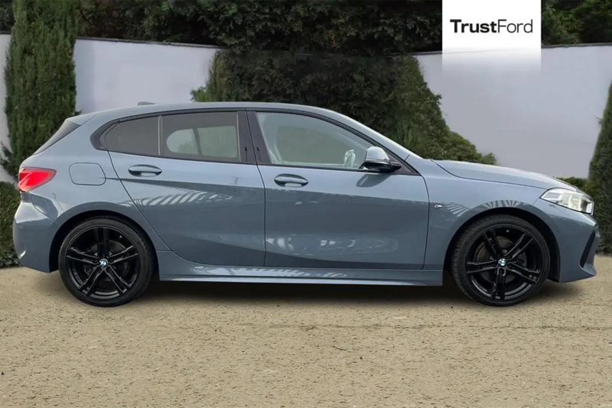 BMW 1-Series 118i [136] M Sport 5dr Step Auto [Tec - Image 3