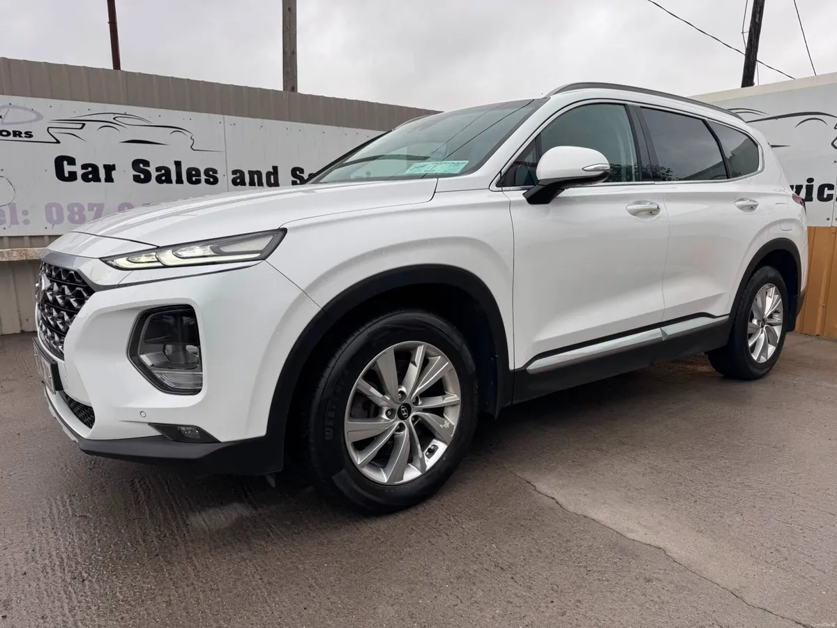 2020 Hyundai Santa Fe 2.2 CRDi 4WD Auto Executive - Image 1