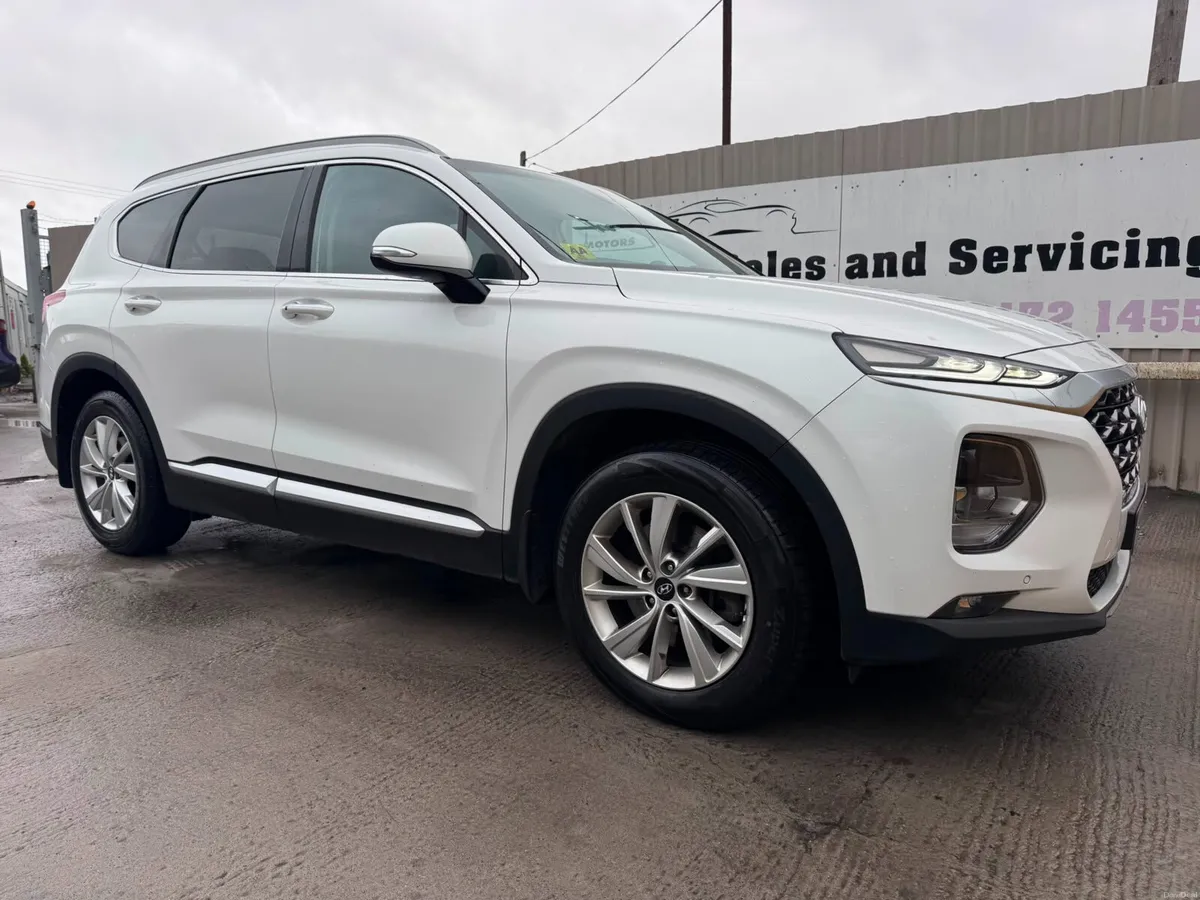 2020 Hyundai Santa Fe 2.2 CRDi 4WD Auto Executive - Image 6