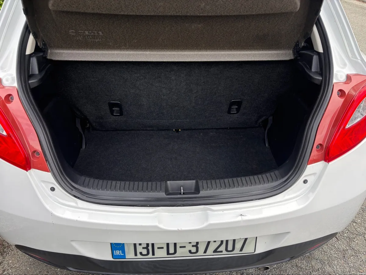 Mazda Mazda2 2013 - Image 4