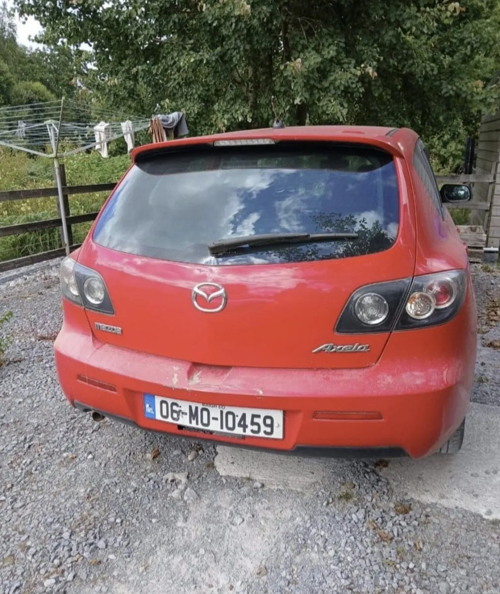Mazda3 2006 - Image 2