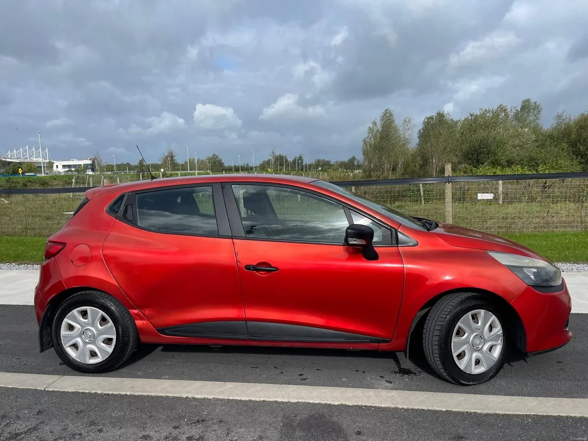 low mileage. NCT to September 27 - Image 4