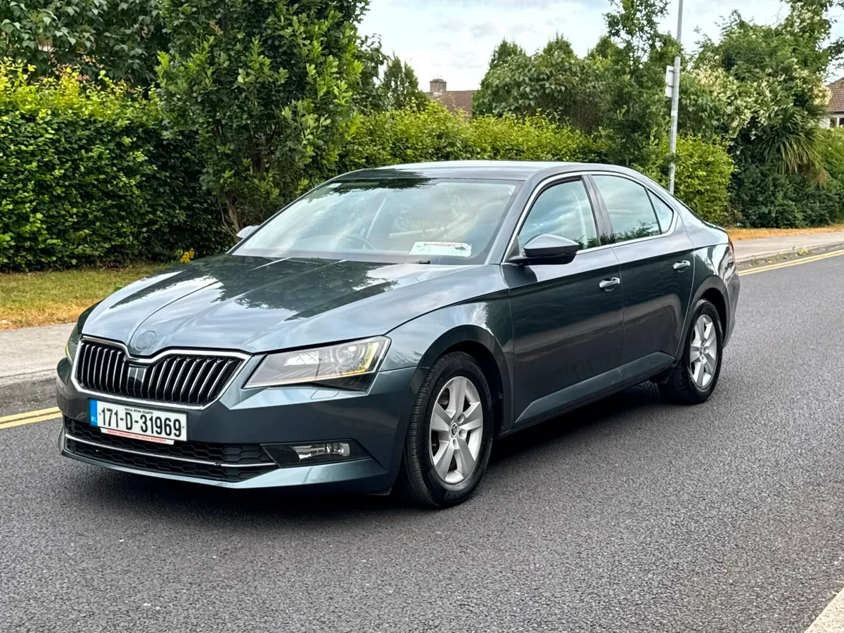 Skoda Superb Auto - Image 3