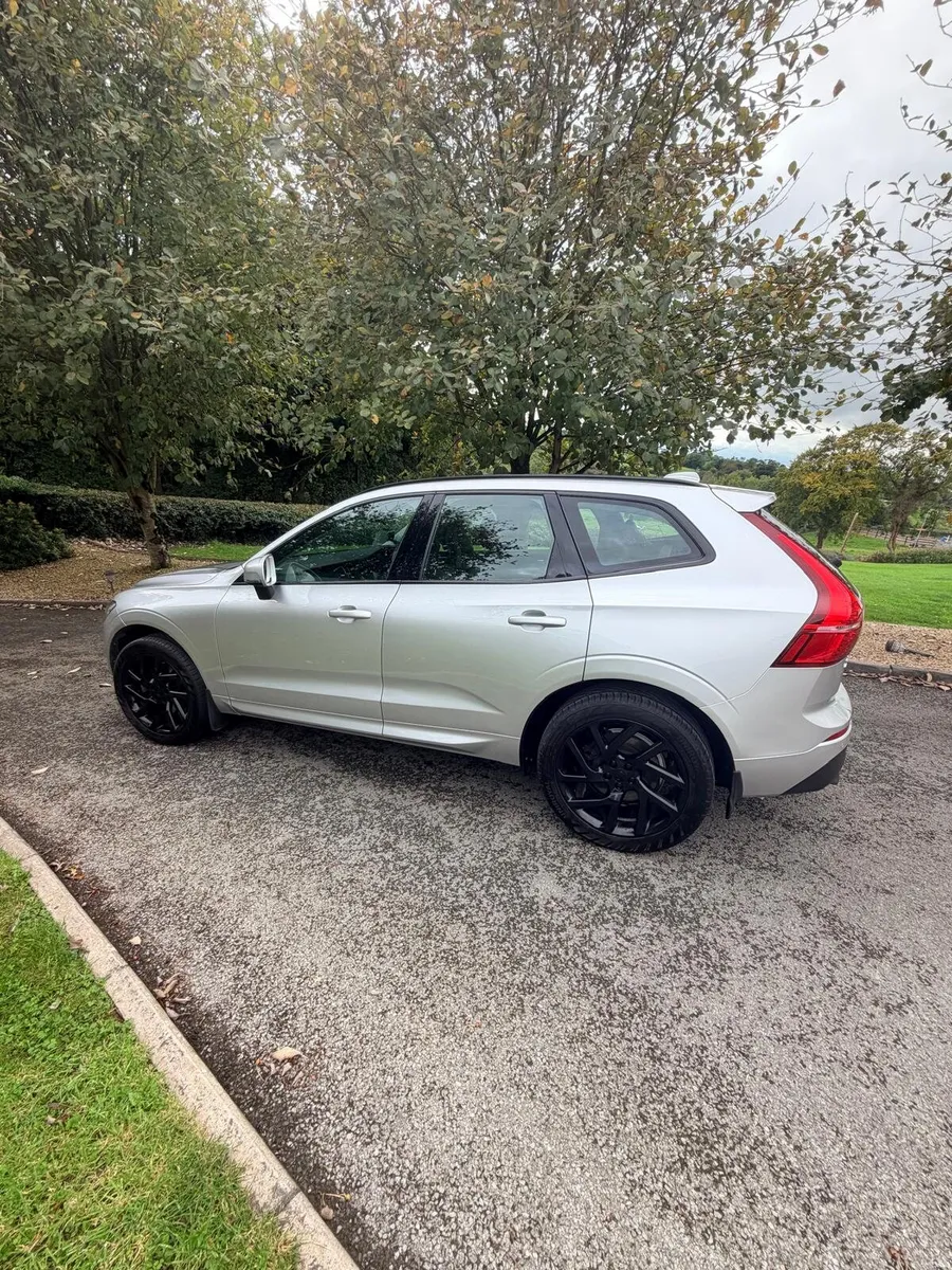 Volvo xc60 - Image 2