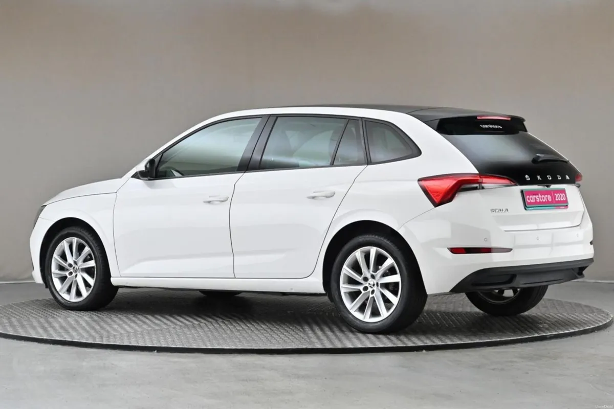 Skoda Scala 1.0TSI STYLE 6SPD **GLASS ROOF** - Image 6