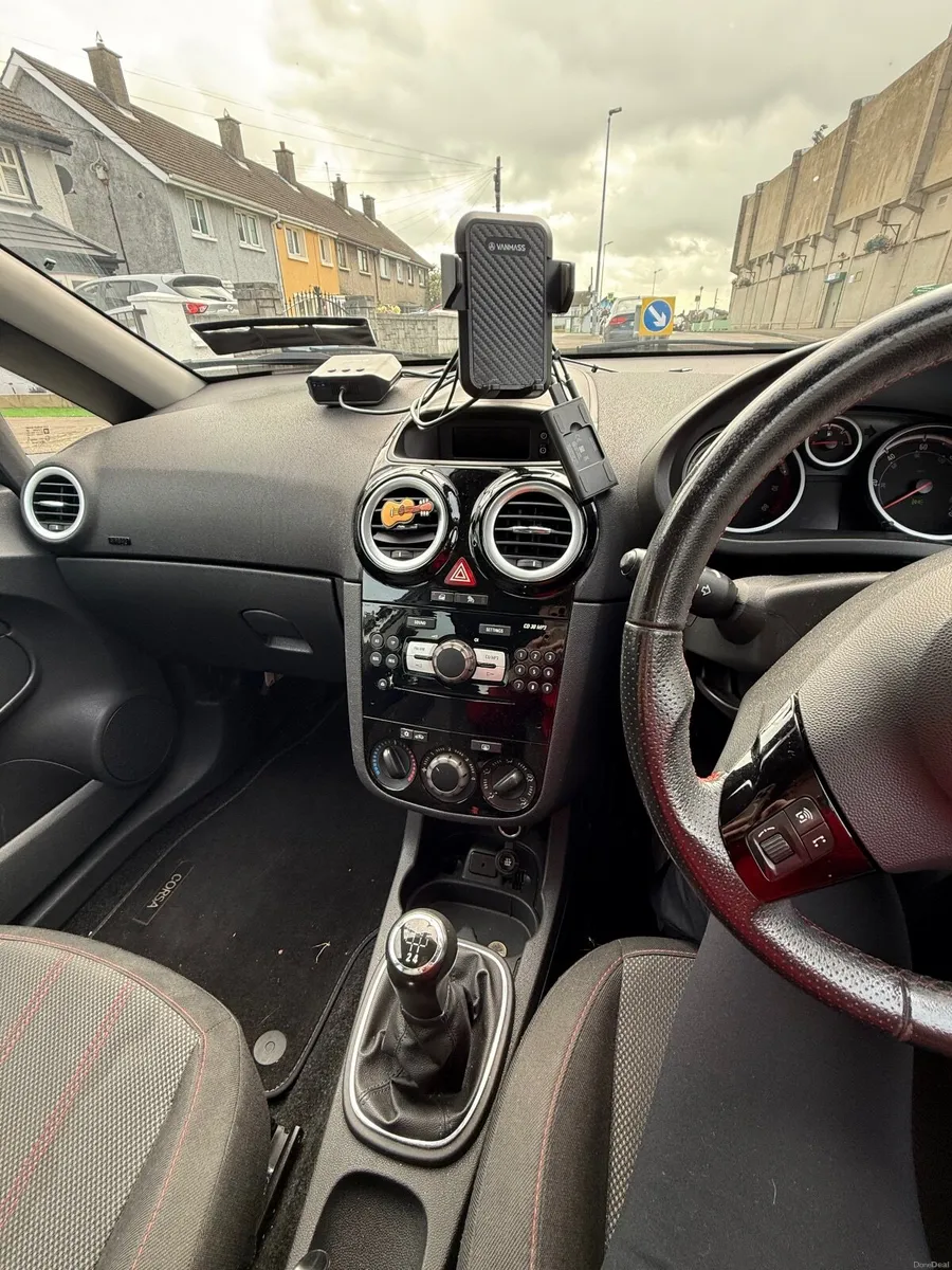Vauxhall Corsa 2011 - Image 4