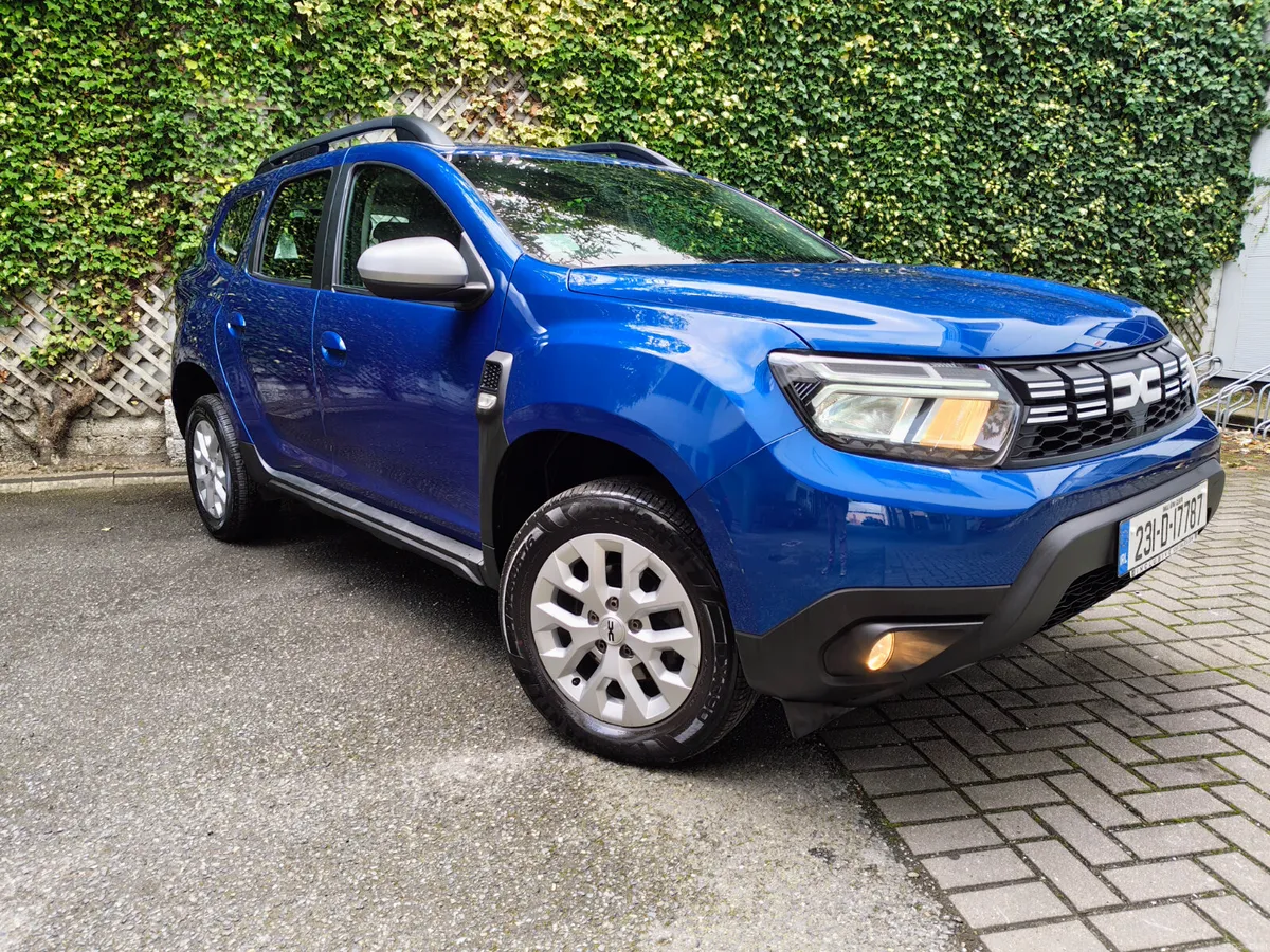 Dacia Duster 2023 1.5 DCI COMFORT SPEC EXTRAS - Image 2