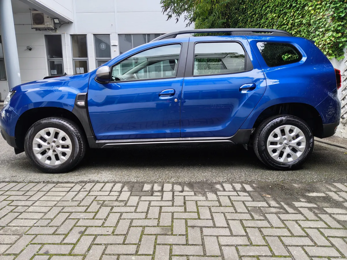 Dacia Duster 2023 1.5 DCI COMFORT SPEC EXTRAS - Image 6